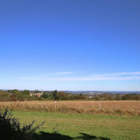 別荘 Ecologically Renovated Former